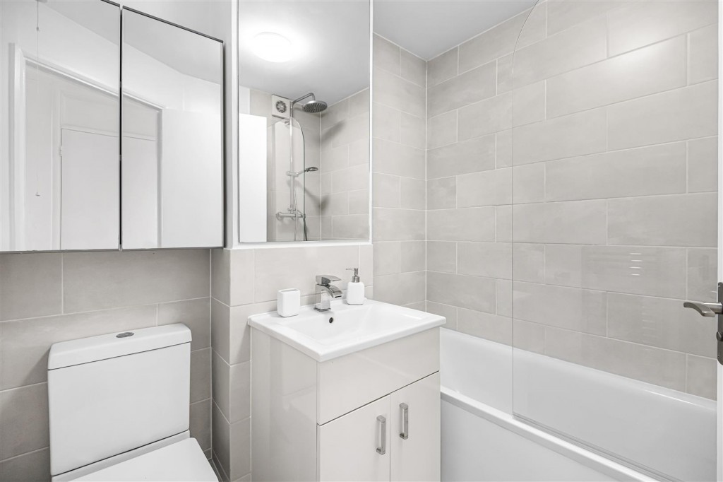 Liden Close, Walthamstow, London, E17
