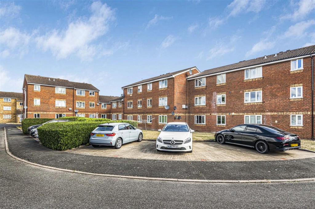 Liden Close, Walthamstow, London, E17