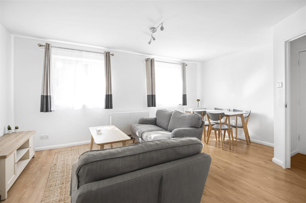 Liden Close, Walthamstow, London, E17