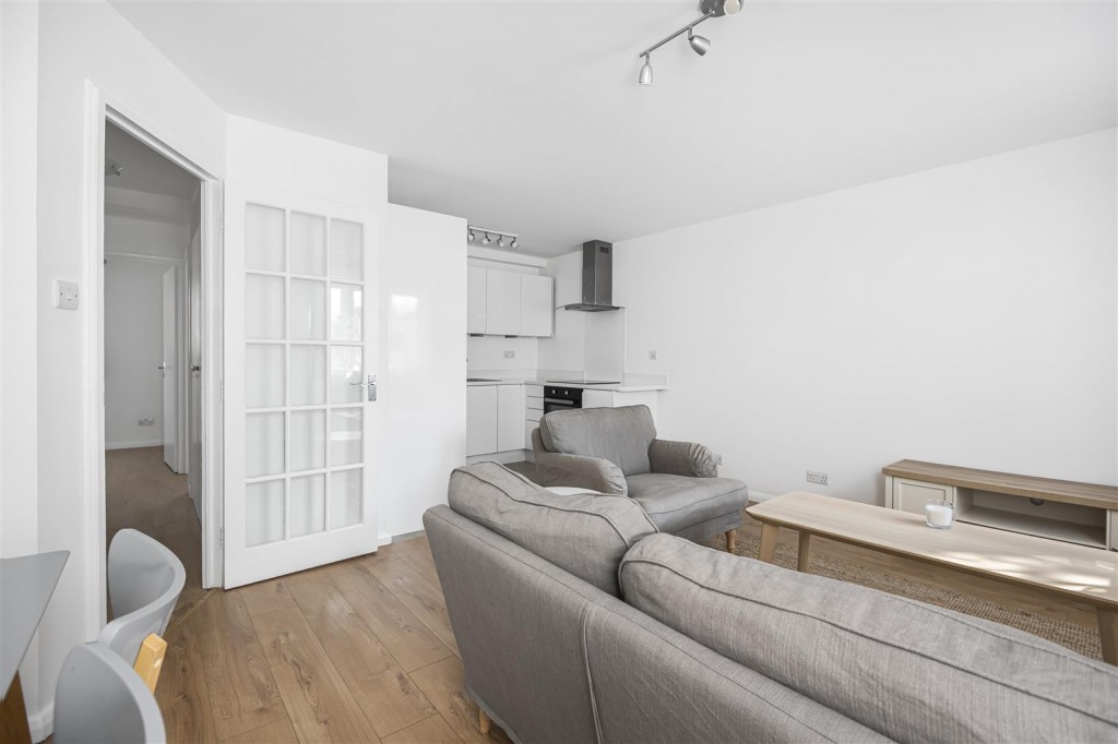 Liden Close, Walthamstow, London, E17