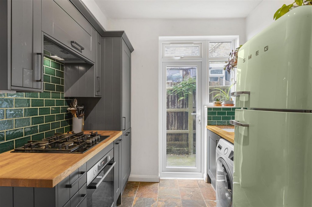 Third Avenue, Walthamstow, London, E17