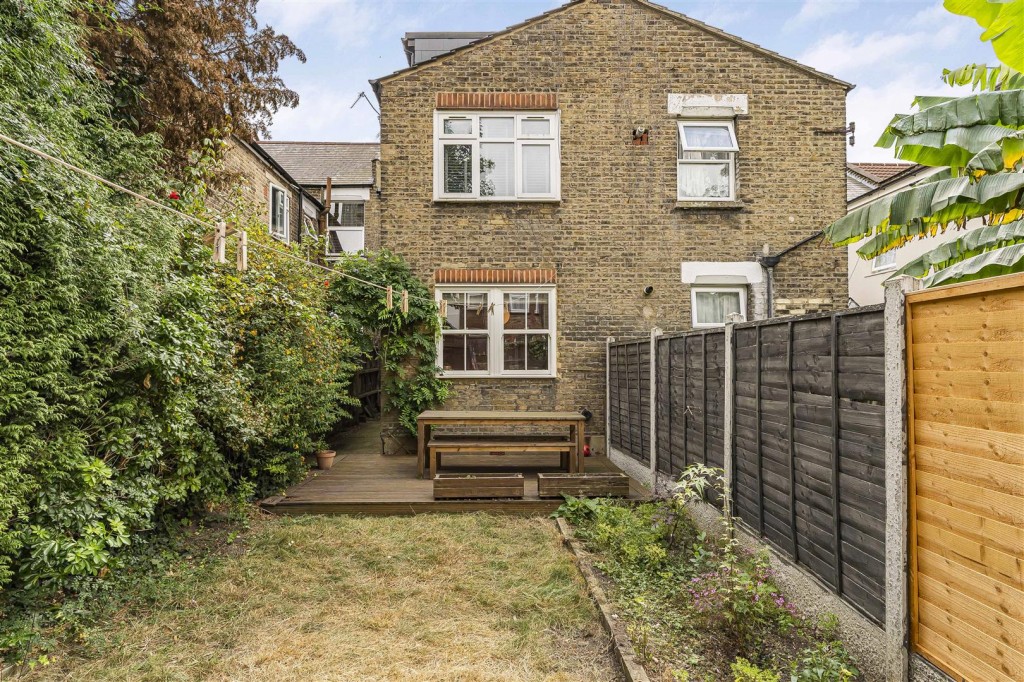 Third Avenue, Walthamstow, London, E17