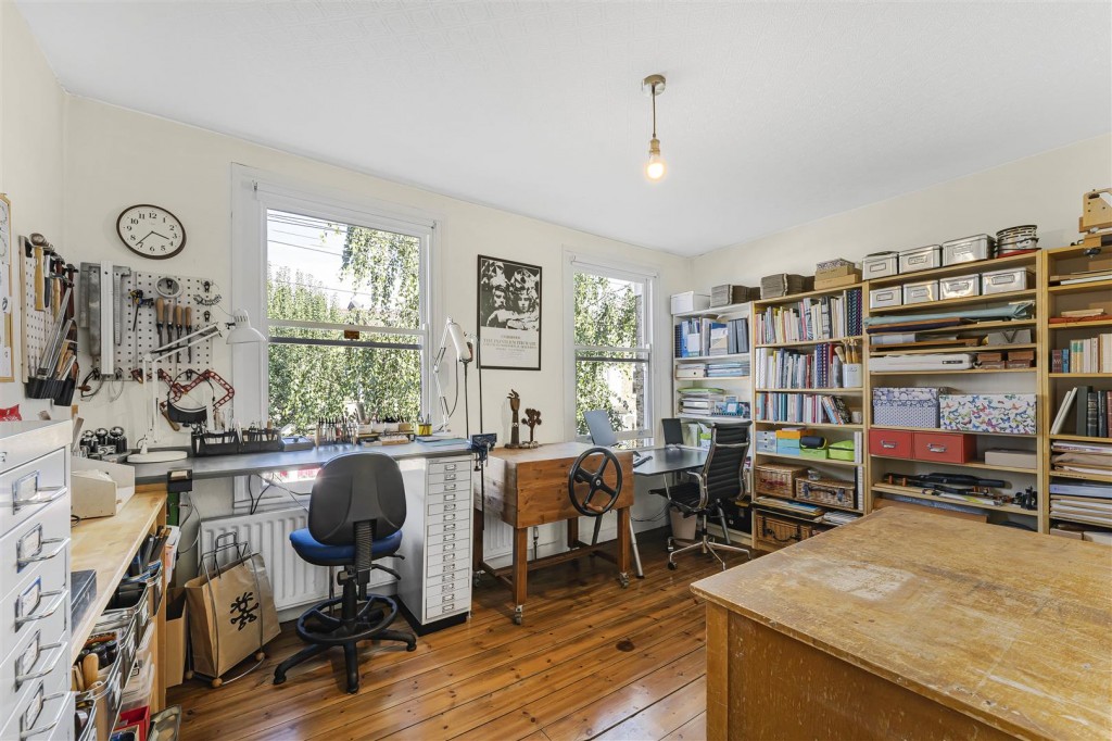 Wellington Road, Walthamstow, London, E17