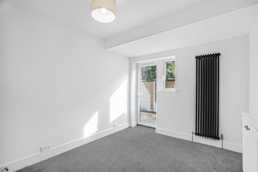 Rosslyn Avenue, Chingford, London, E4