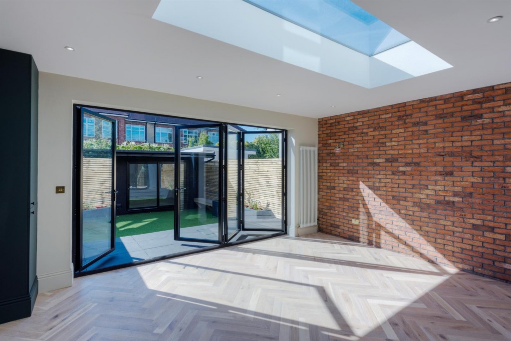 Nottingham Road, Leyton, London, E10