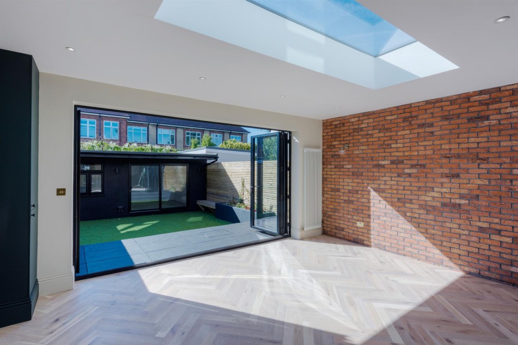 Nottingham Road, Leyton, London, E10