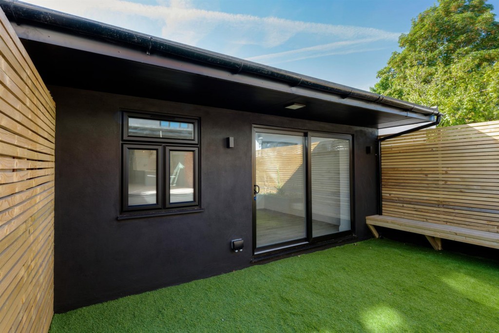 Nottingham Road, Leyton, London, E10