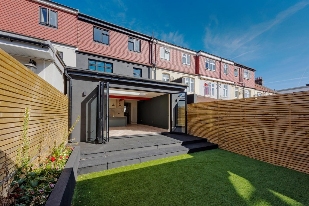Nottingham Road, Leyton, London, E10