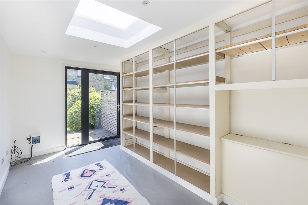 Newport Road, Leyton, London, E10