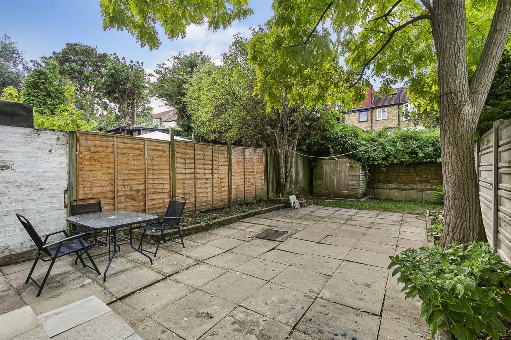 Hurst Road, Walthamstow, London, E17