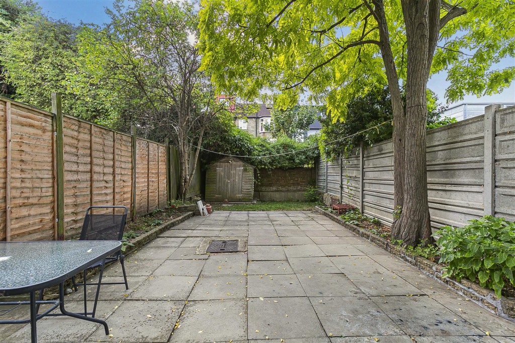 Hurst Road, Walthamstow, London, E17