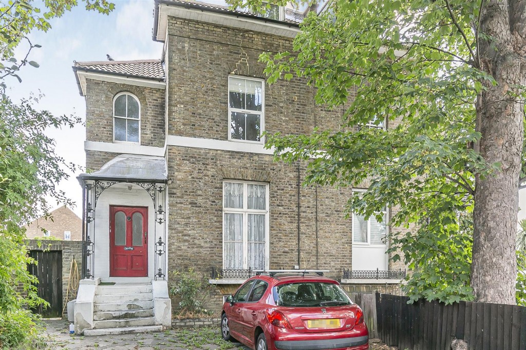 Shernhall Street, Walthamstow, London, E17