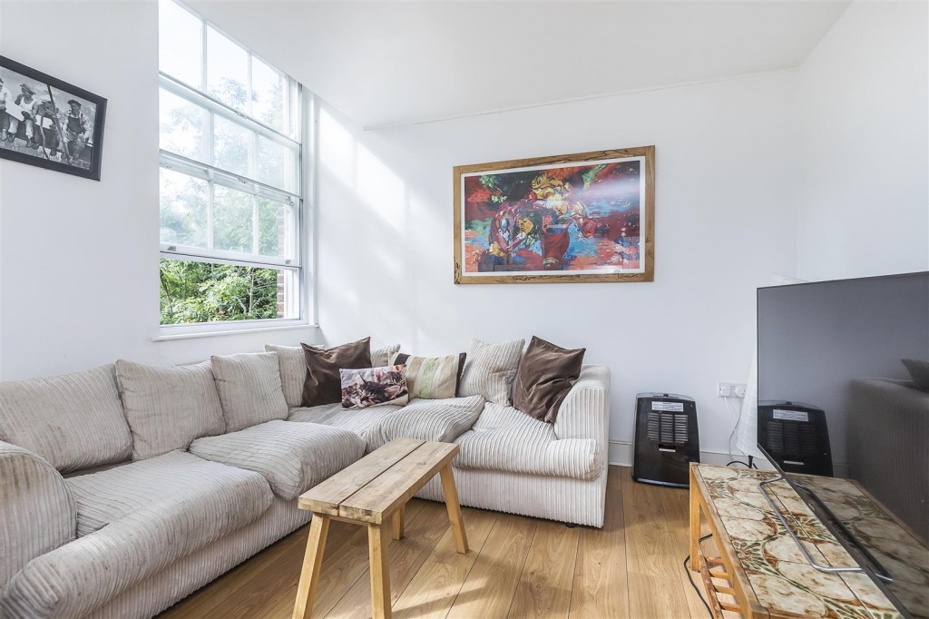 St. Mary Road, Walthamstow, London, E17