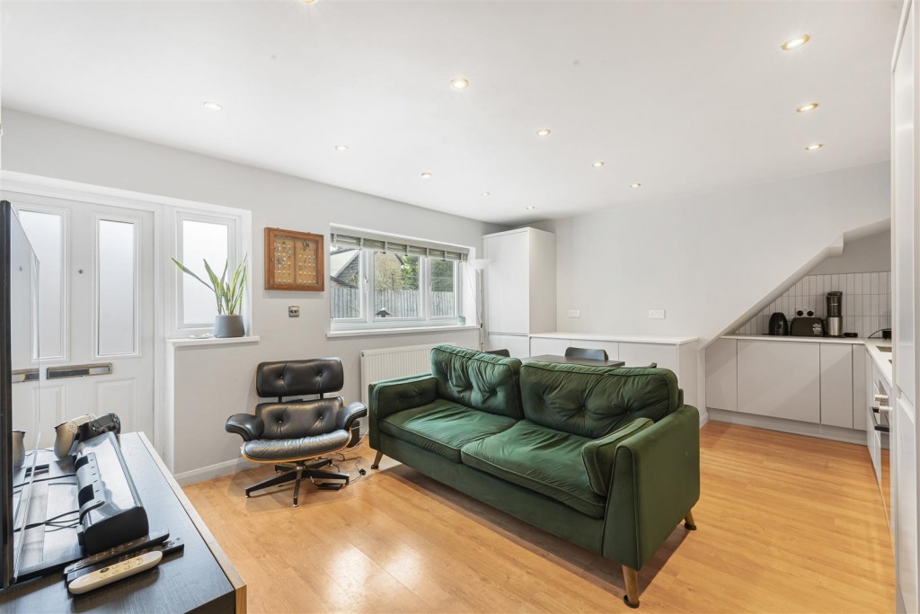 Summit Road, Walthamstow, London, E17