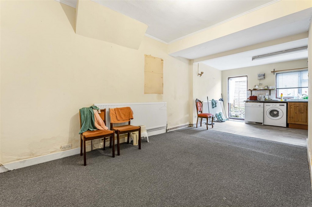 Luton Road, Walthamstow, London, E17