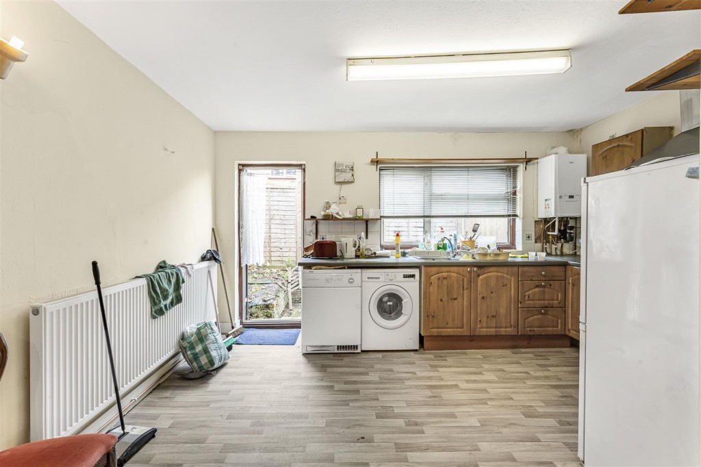Luton Road, Walthamstow, London, E17