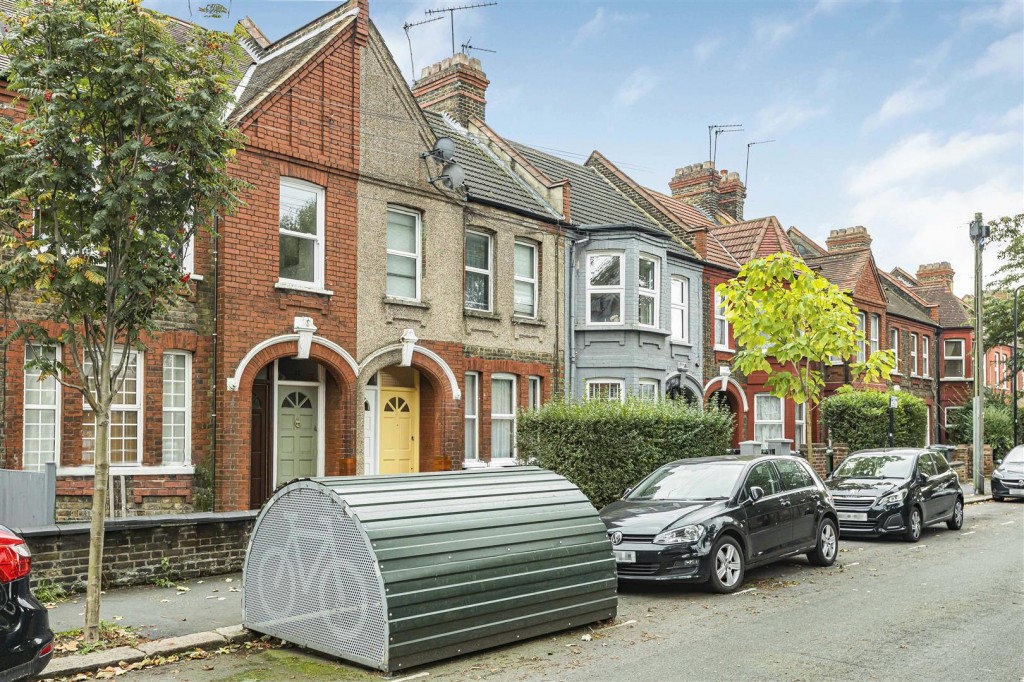 Perth Road, Walthamstow, London, E17