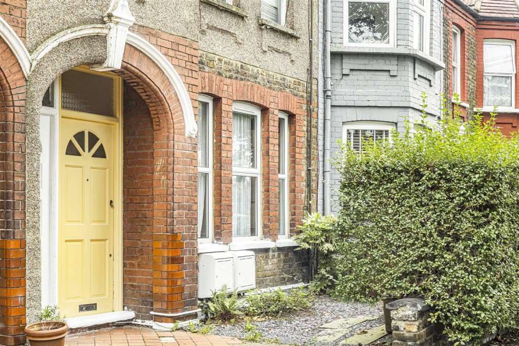Perth Road, Walthamstow, London, E17
