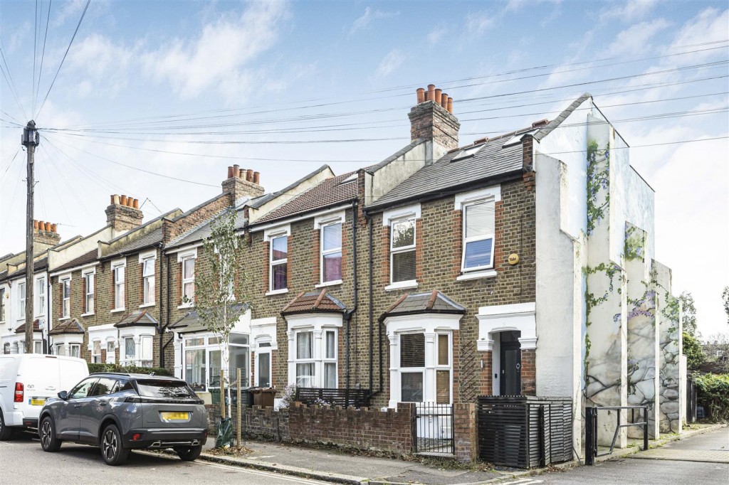 Gainsford Road, Walthamstow, London, E17
