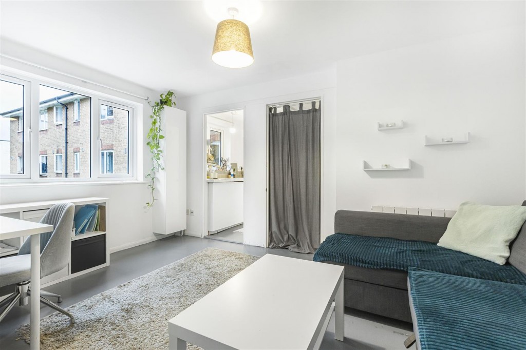 Greenacre Gardens, Walthamstow, London, E17