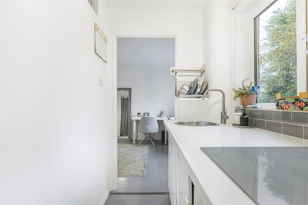 Greenacre Gardens, Walthamstow, London, E17