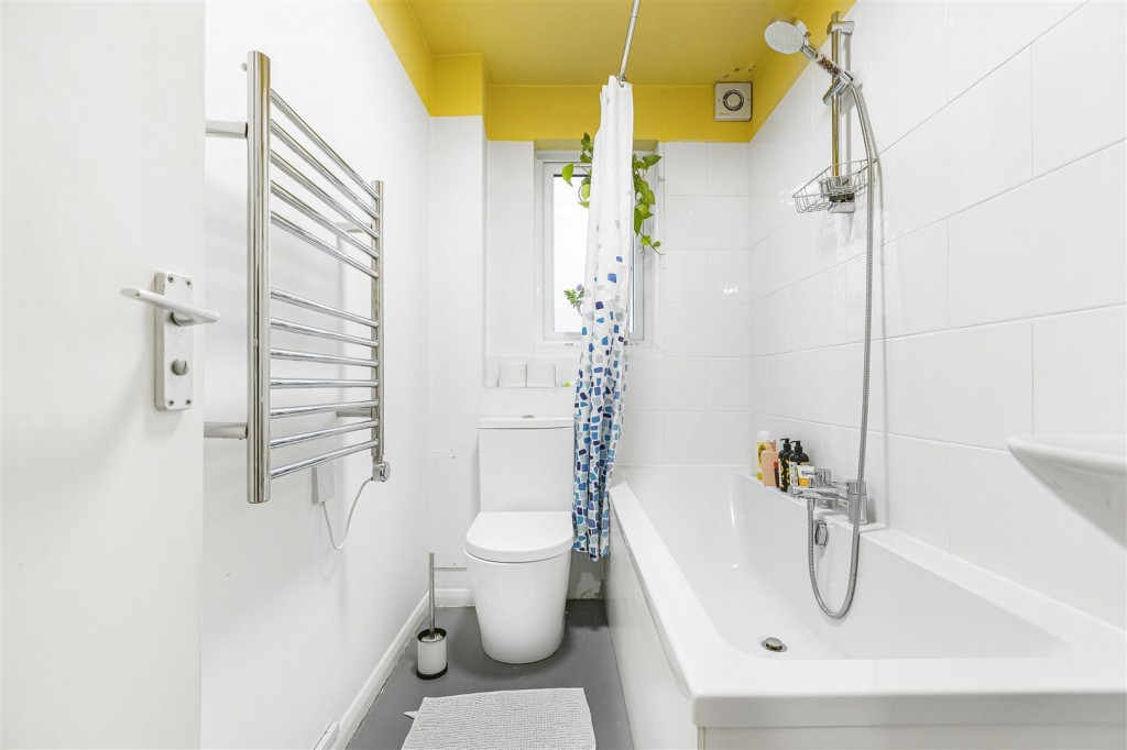Greenacre Gardens, Walthamstow, London, E17