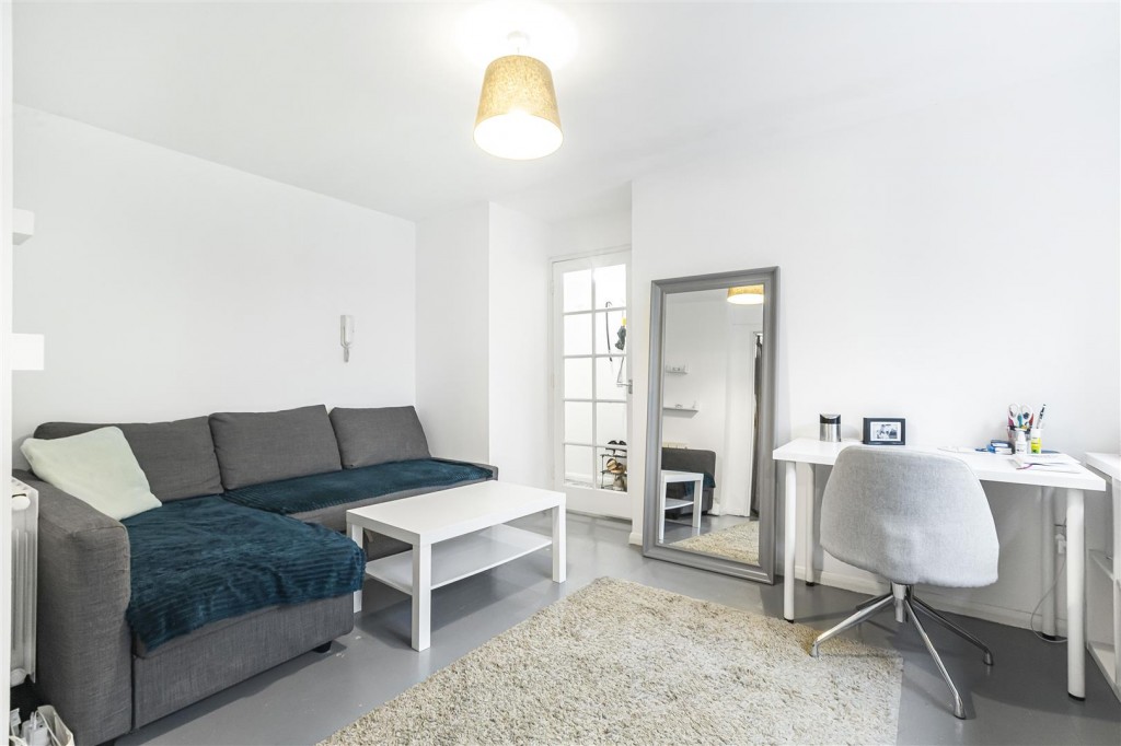 Greenacre Gardens, Walthamstow, London, E17