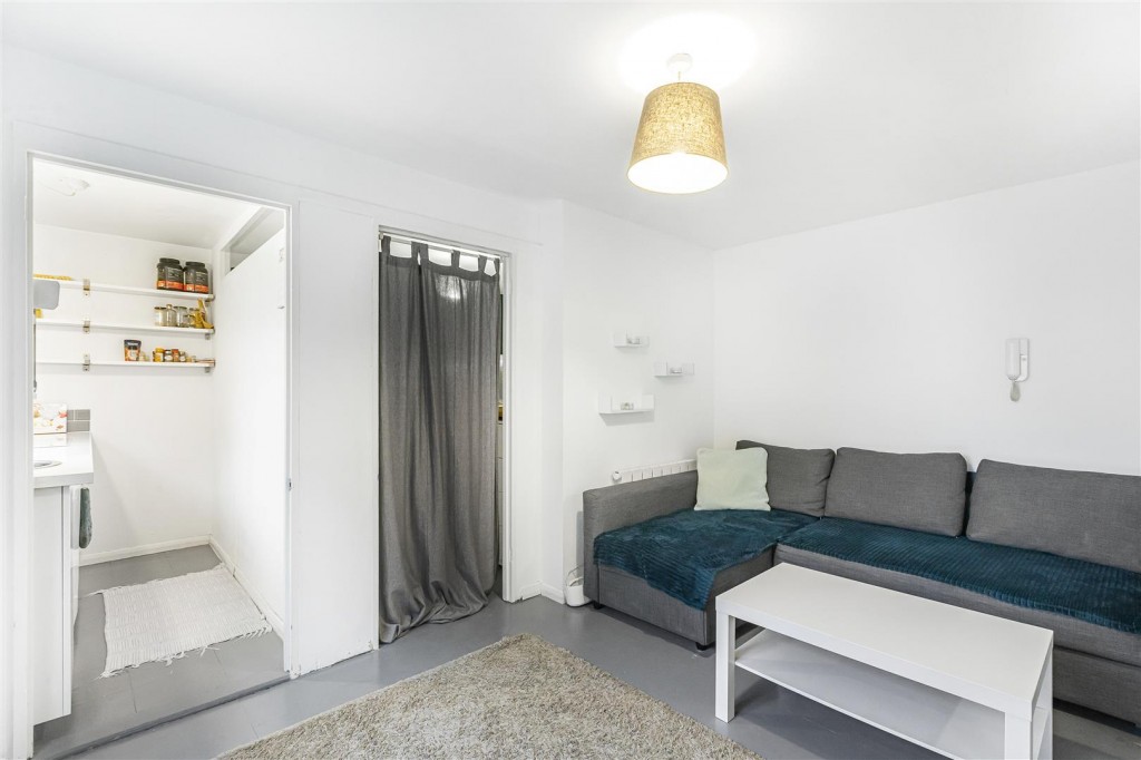 Greenacre Gardens, Walthamstow, London, E17