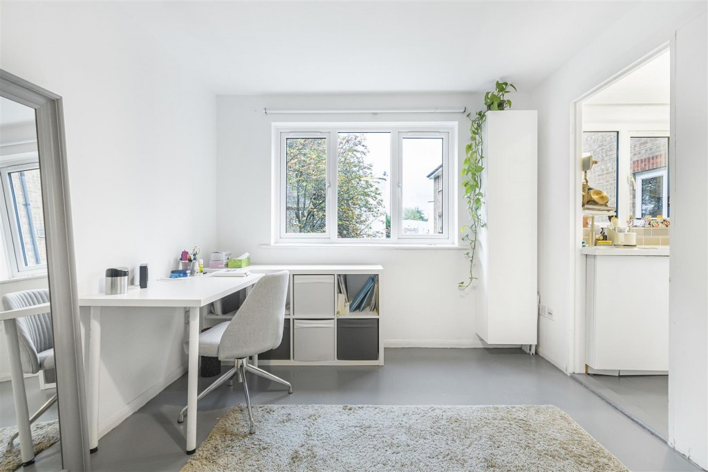 Greenacre Gardens, Walthamstow, London, E17