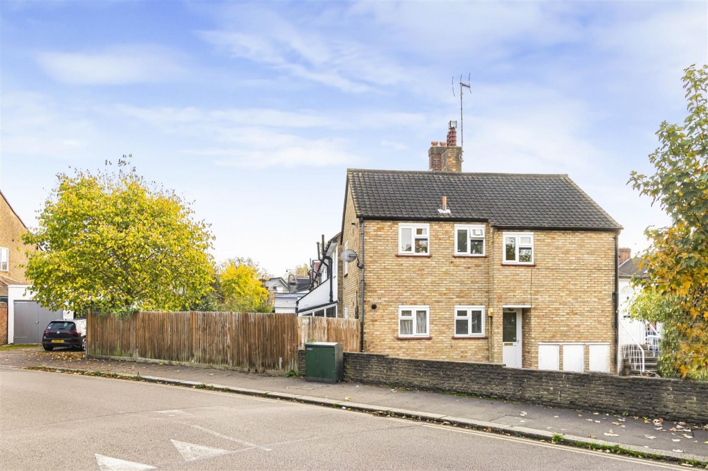 College Road, Walthamstow, London, E17