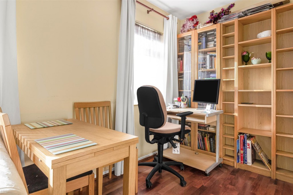 College Road, Walthamstow, London, E17