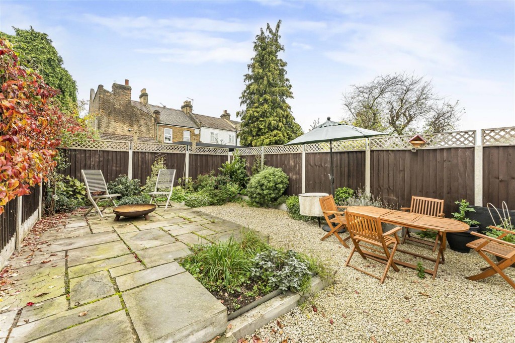 St. Georges Road, Leyton, London, E10