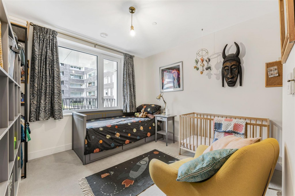 Beck Square, Leyton, London, E10