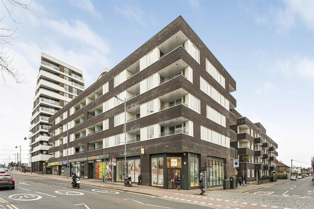 Beck Square, Leyton, London, E10