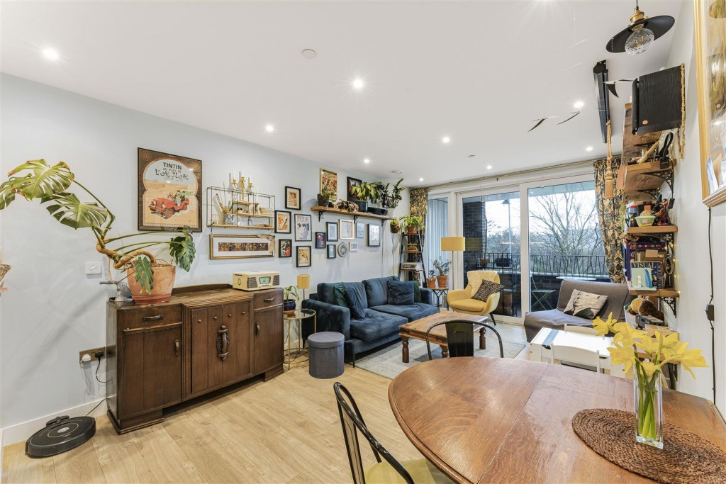 Beck Square, Leyton, London, E10