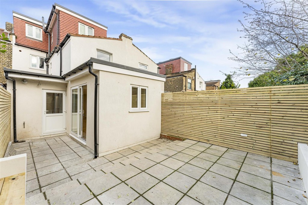 Crownfield Road, Stratford, London, E15