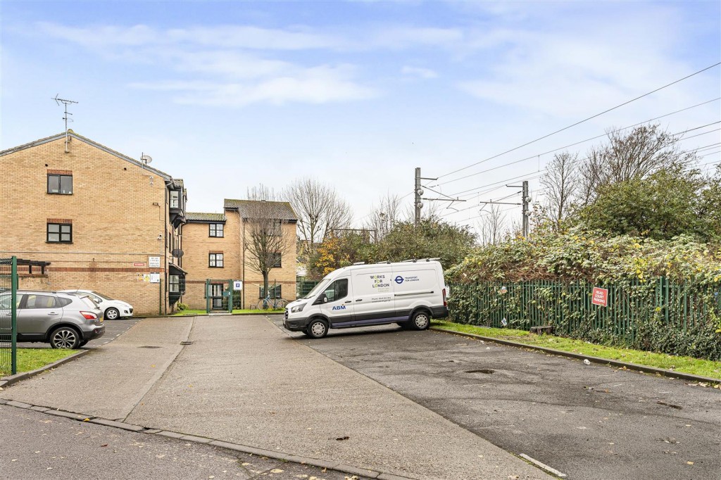 Read Court, Gandhi Close, Walthamstow, London, E17