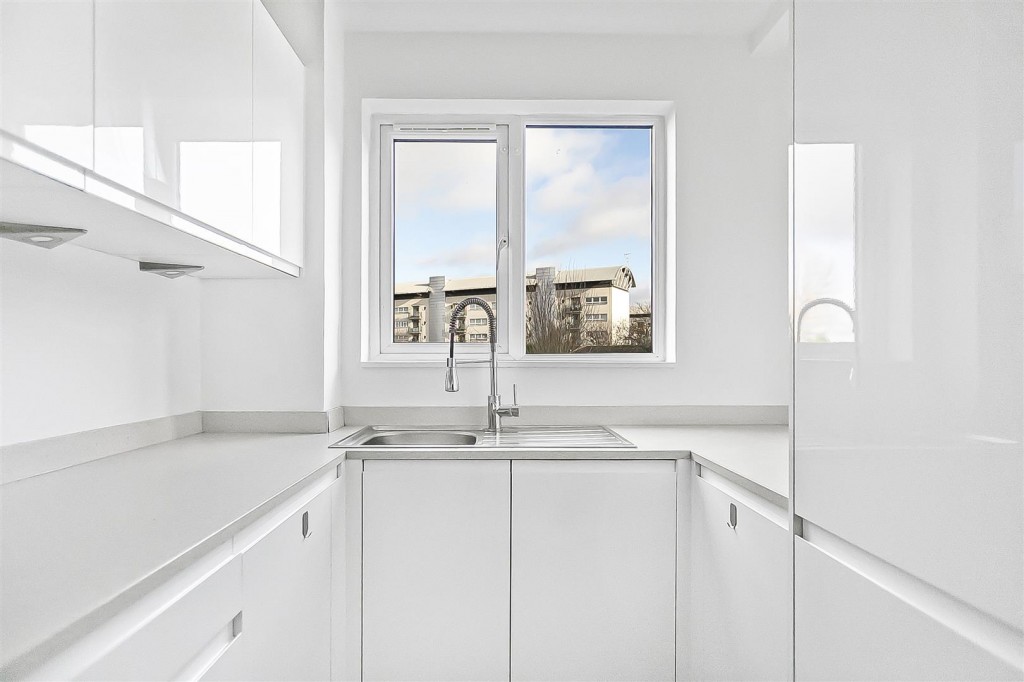 Green Pond Close, Walthamstow, London, E17