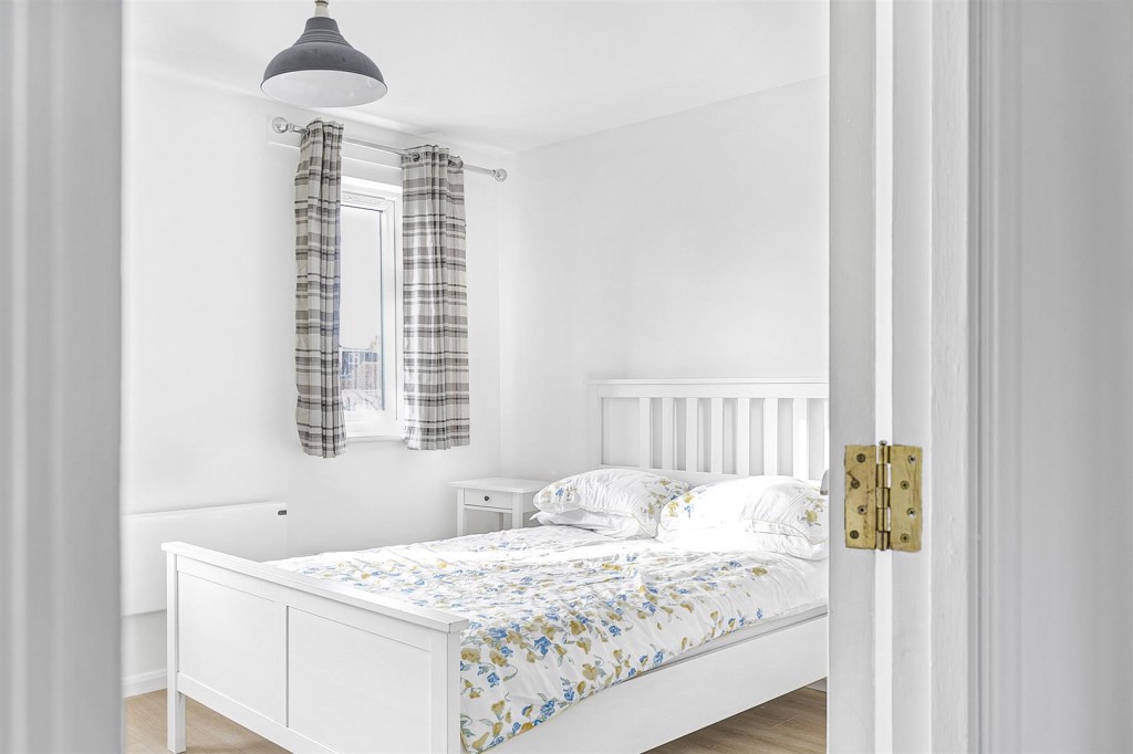 Green Pond Close, Walthamstow, London, E17