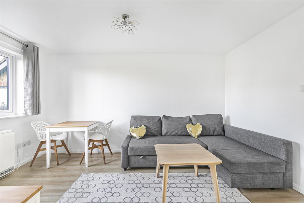 Green Pond Close, Walthamstow, London, E17