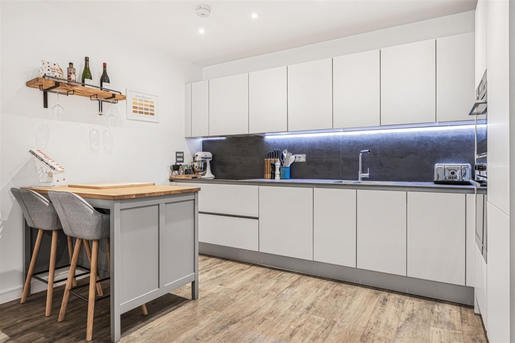 Clarkson Crescent, Walthamstow, London, E17