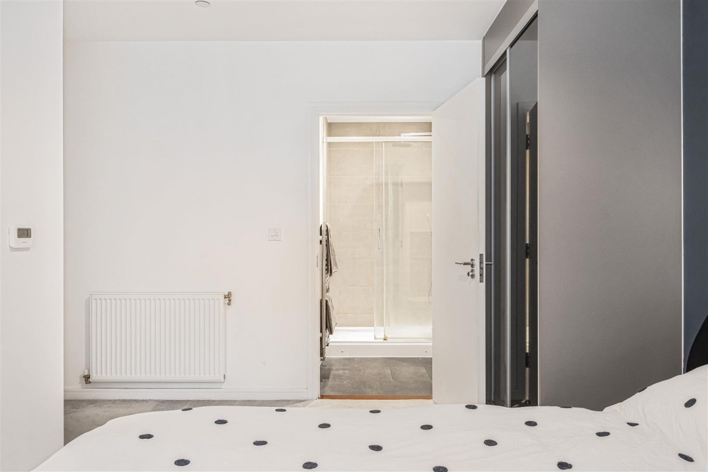 Clarkson Crescent, Walthamstow, London, E17