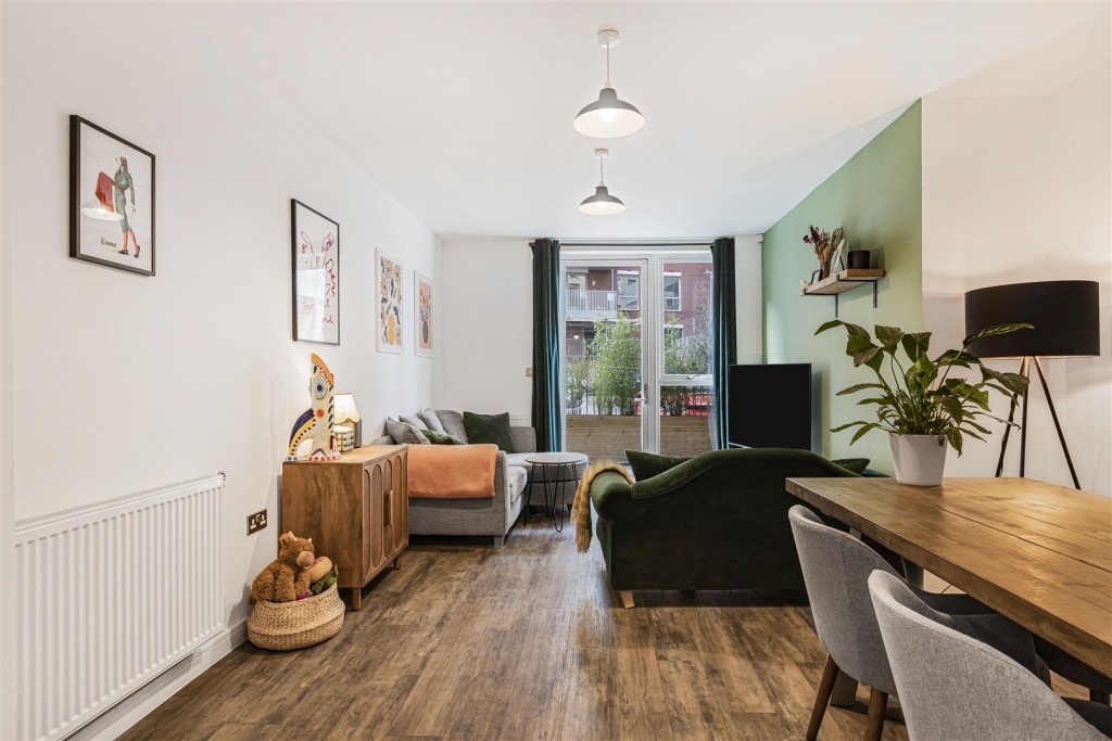 Clarkson Crescent, Walthamstow, London, E17