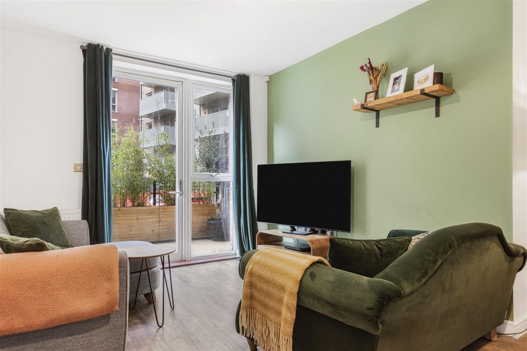 Clarkson Crescent, Walthamstow, London, E17