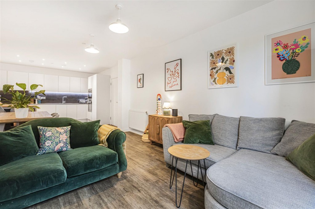 Clarkson Crescent, Walthamstow, London, E17