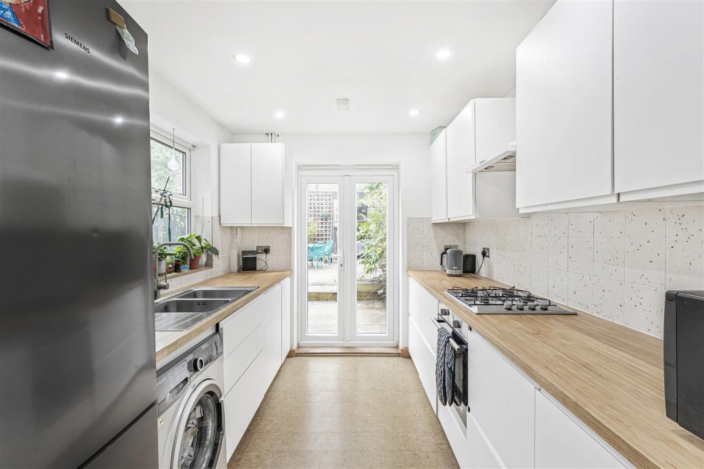 Albion Road, Walthamstow, London, E17