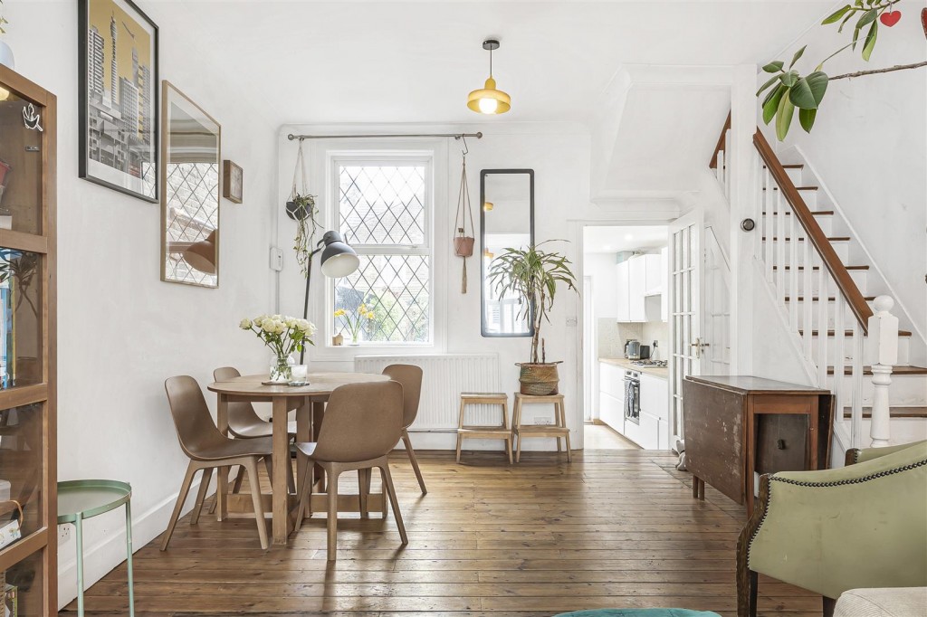Albion Road, Walthamstow, London, E17
