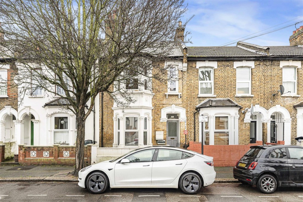 Steele Road, Leytonstone, London, E11