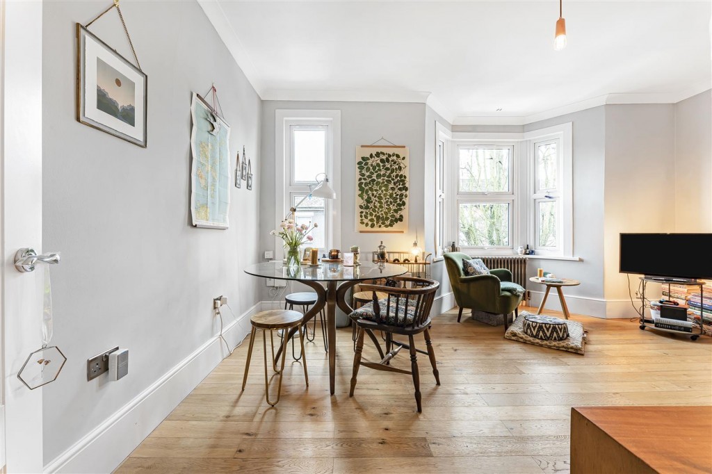 Steele Road, Leytonstone, London, E11