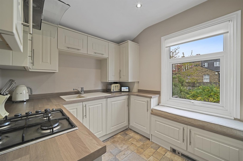 Carisbrooke Road, Walthamstow, London, E17